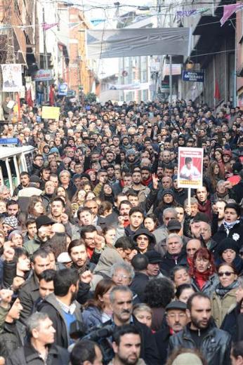 İstanbul Berkin Elvan'ı böyle uğurluyor