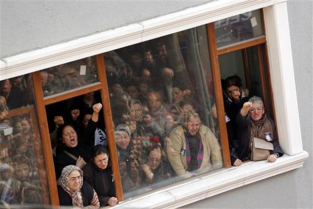 İstanbul Berkin Elvan'ı böyle uğurluyor