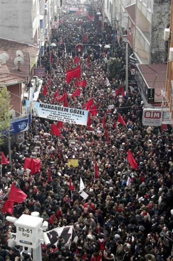 İstanbul Berkin Elvan'ı böyle uğurluyor