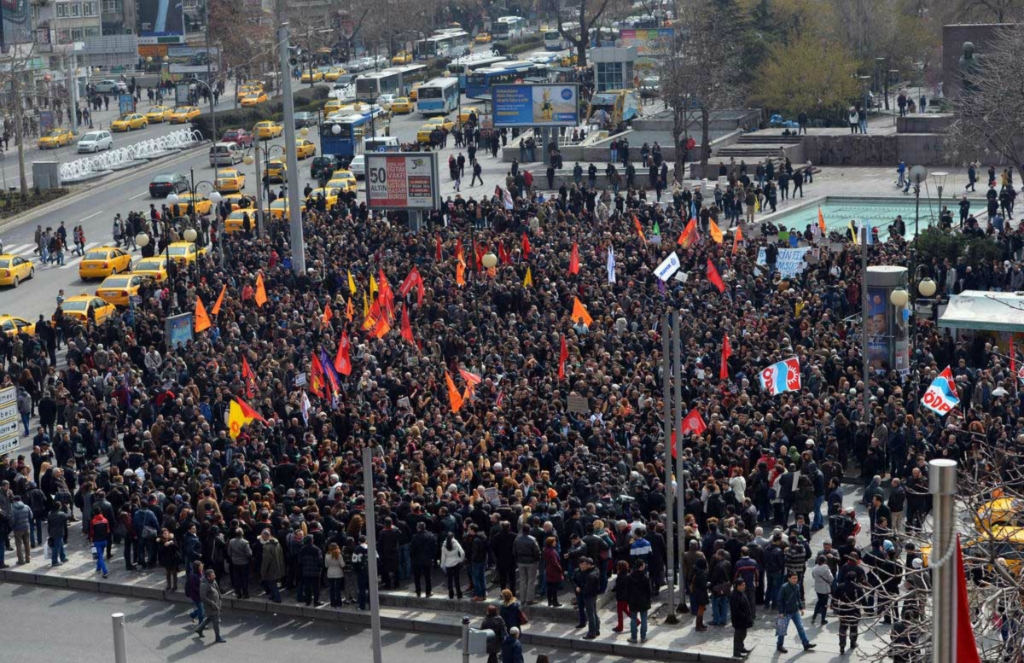 İstanbul Berkin Elvan'ı böyle uğurluyor