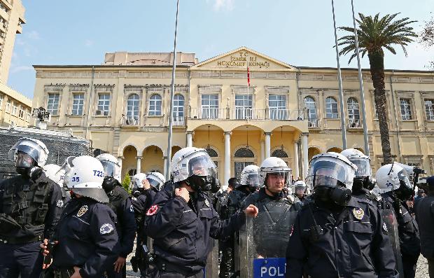 İstanbul Berkin Elvan'ı böyle uğurluyor