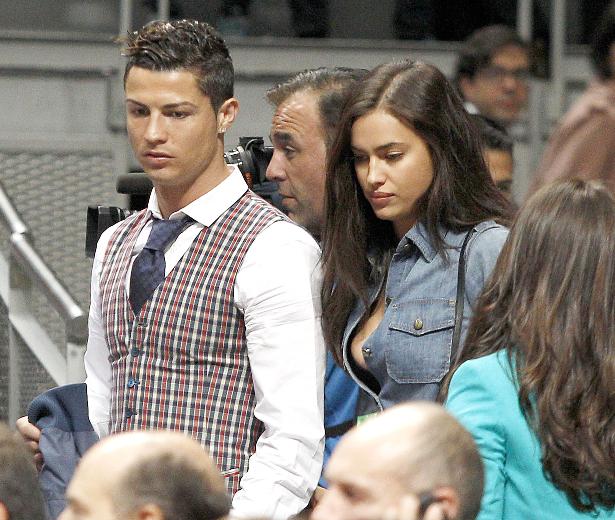 IRINA SHAYK İLE RONALDO BASKETBOL MAÇI İZLEDİ...