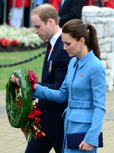 KATE MIDDLETON PETER JACKSON