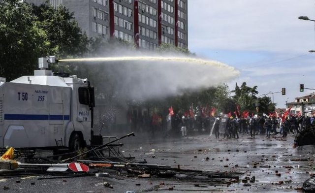 Dünya 1 Mayıs'ı böyle gördü
