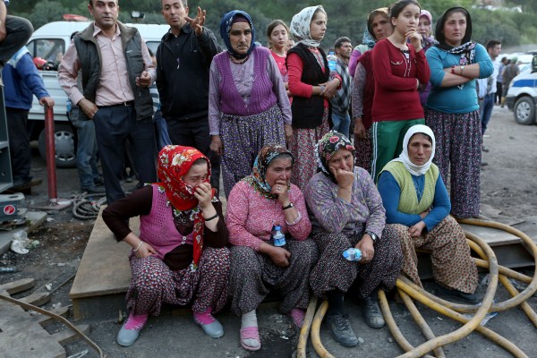 Soma perişan, Türkiye yasta