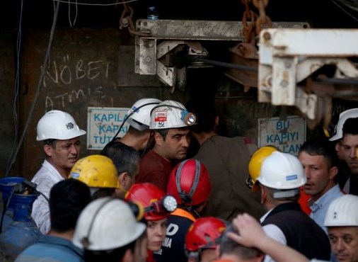 Soma perişan, Türkiye yasta