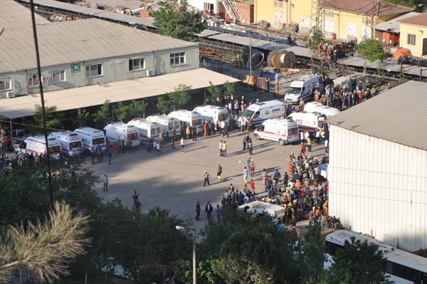 Soma perişan, Türkiye yasta