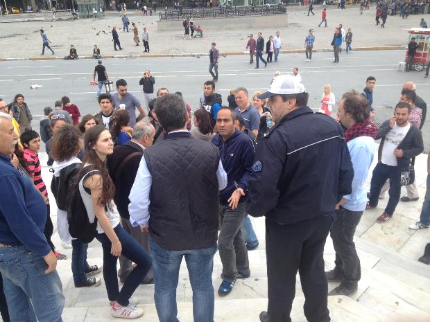 Gezi Parkı'nda kalabalık artıyor