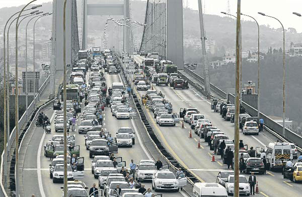 İstanbul'da en çok kaza bu yollarda oluyor!