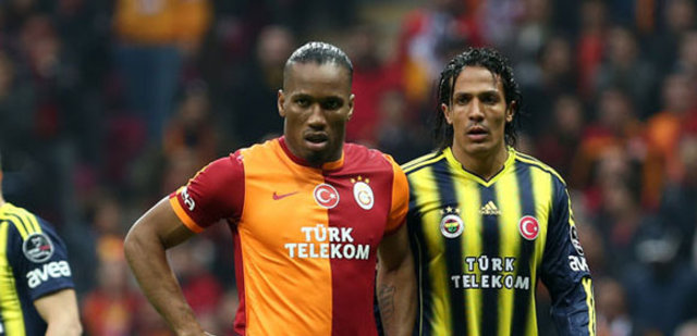 Galatasaray ve Fenerbahçe'de yaprak dökümü