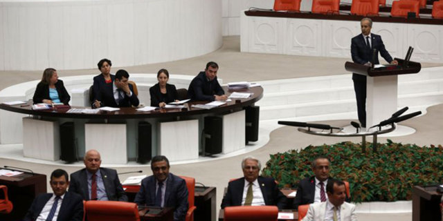 CHP'den AK Parti'ye geçen vekile şok!
