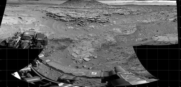 Curiosity'nin sıradışı Mars fotoğrafları
