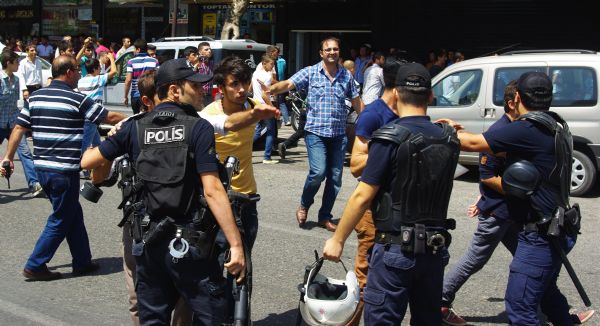 Kahramanmaraş'ta tehlikeli gerginlik!