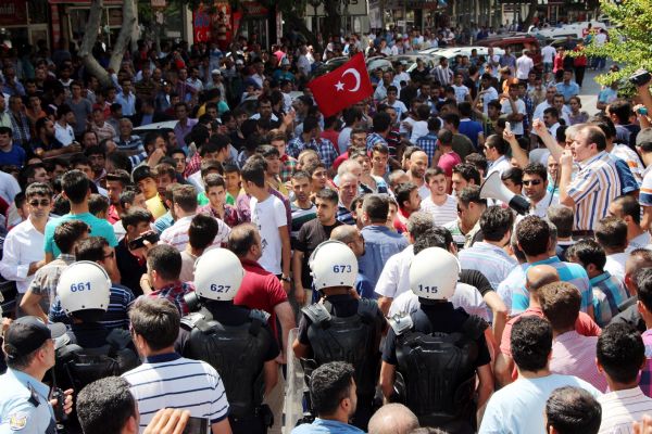 Kahramanmaraş'ta tehlikeli gerginlik!