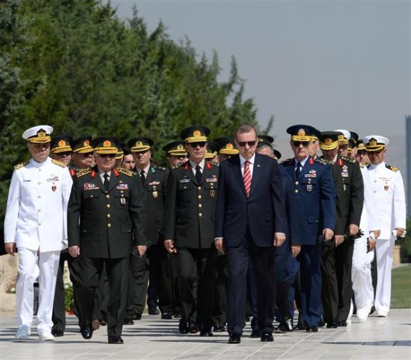 YAŞ üyeleri Anıtkabir'i ziyaret etti