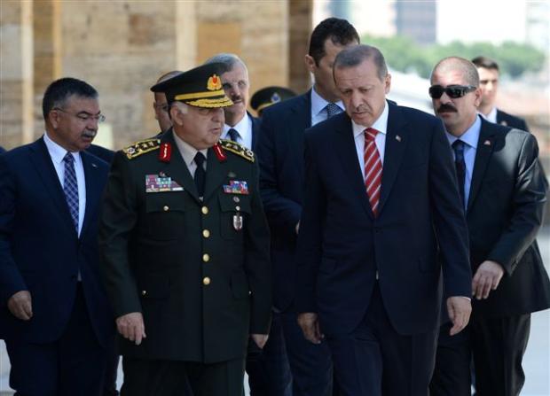 YAŞ üyeleri Anıtkabir'i ziyaret etti