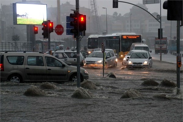 İstanbul'dan sağanak manzaraları
