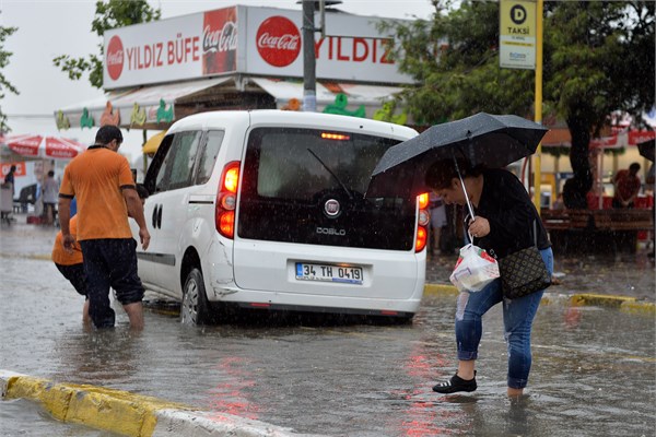 İstanbul'dan sağanak manzaraları
