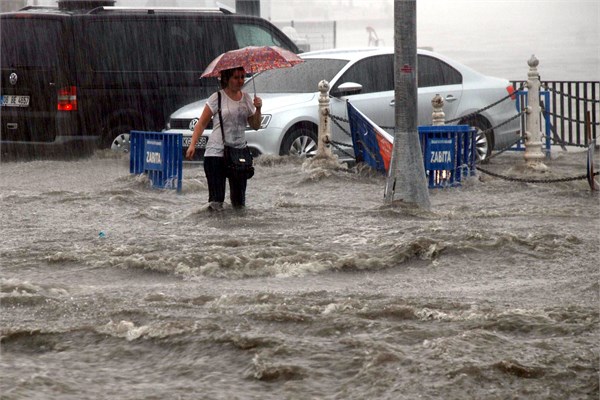 İstanbul'dan sağanak manzaraları
