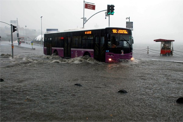 İstanbul'dan sağanak manzaraları
