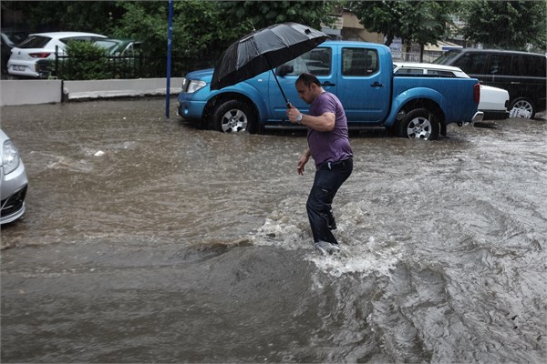 İstanbul'dan sağanak manzaraları
