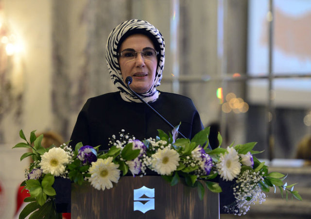 Türkiye'nin yeni First Lady'si Emine Erdoğan
