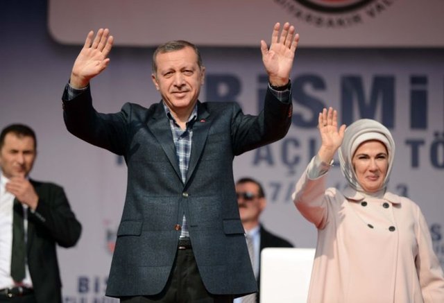 Türkiye'nin yeni First Lady'si Emine Erdoğan
