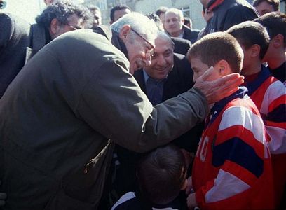 Süleyman Seba'nın hayatından kareler...
