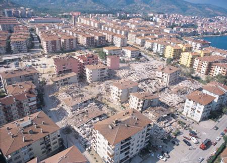 Felaketin üzerinden 15 yıl geçti