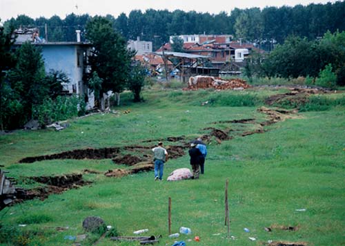 Felaketin üzerinden 15 yıl geçti