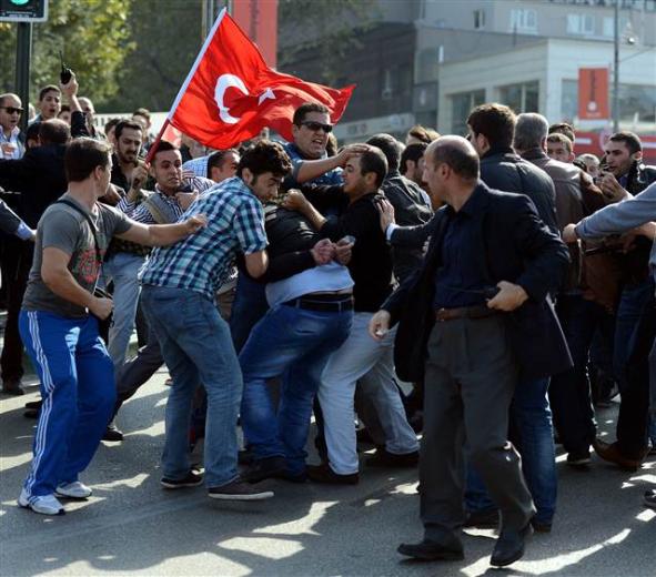 Yurtta Kobani protestosu