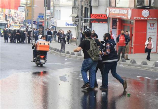 Yurtta Kobani protestosu