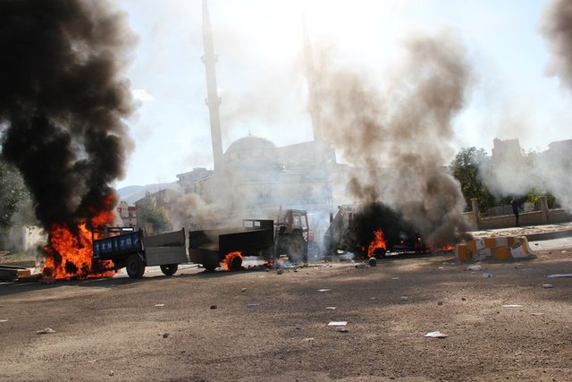 Yurtta Kobani gerginliği!
