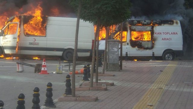 Yurtta Kobani gerginliği!
