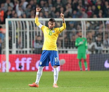 Neymar sosyal medyayı salladı
