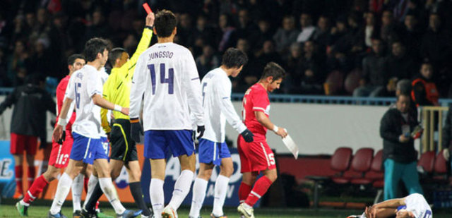 Emre'nin vukuatları boyunu aştı
