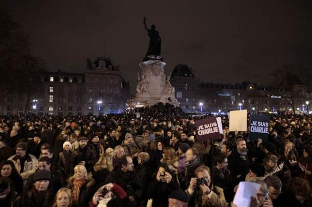 Paris'te dev protesto!