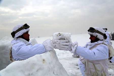 Komandoların nefes kesen kış eğitimi
