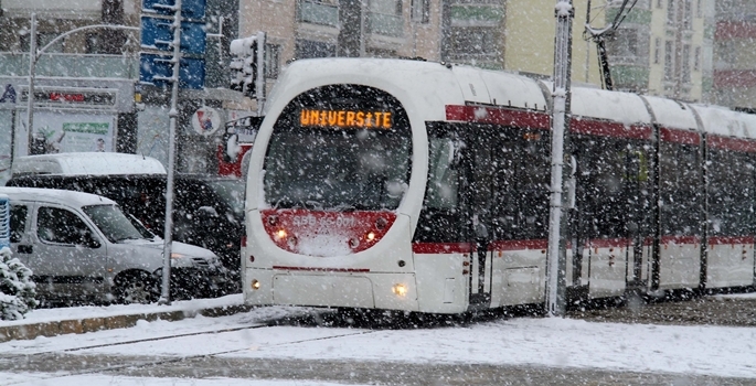 Türkiye beyaza büründü
