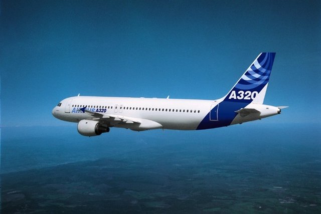 Düşen uçak Airbus 320 modelinin görüntüleri

