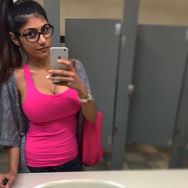 Yetişkin film yıldızı Mia Khalifa özür diledi