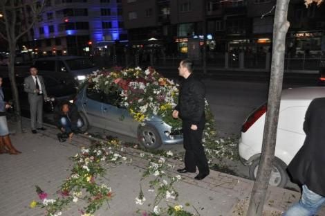 Böyle evlenme teklifi görmediniz!