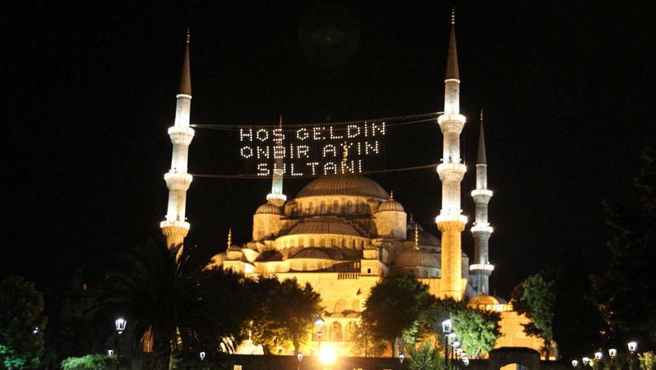 İstanbul'da iftar ne kadar 2015
