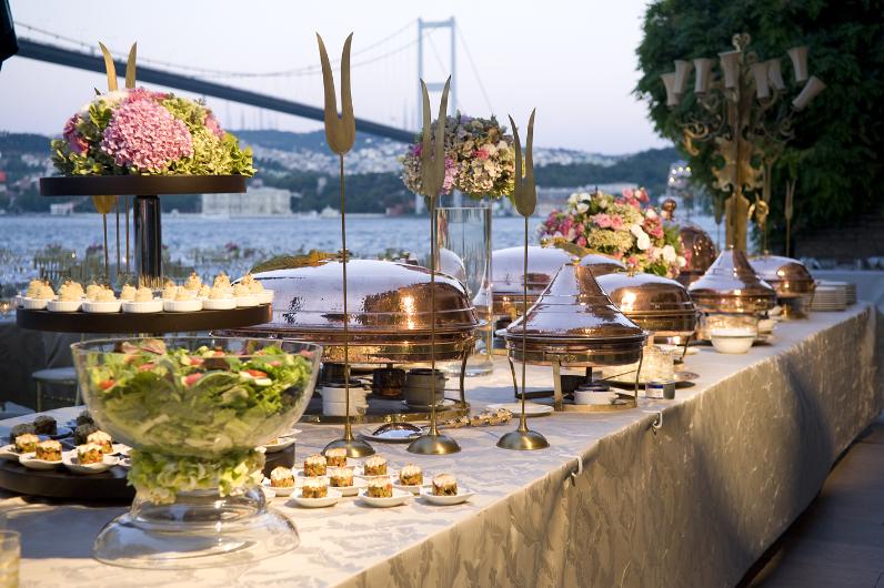 İstanbul'da iftar ne kadar 2015
