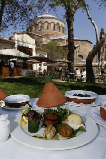 İstanbul'da iftar ne kadar 2015
