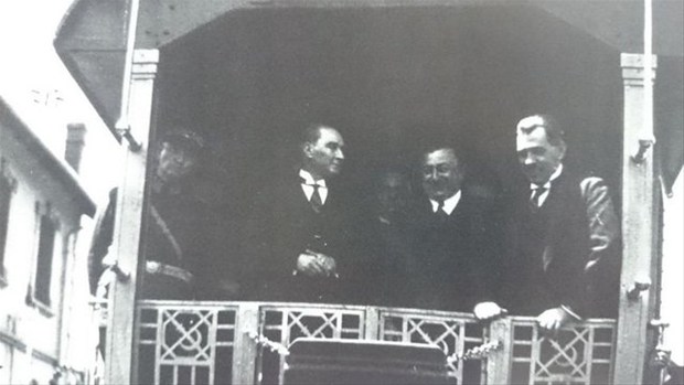 Atatürk'ün ilk kez yayınlanan fotoğrafları