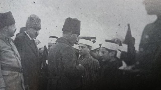 Atatürk'ün ilk kez yayınlanan fotoğrafları