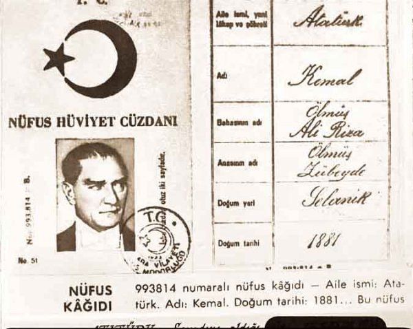 Atatürk'ün  az bilinen resimleri 