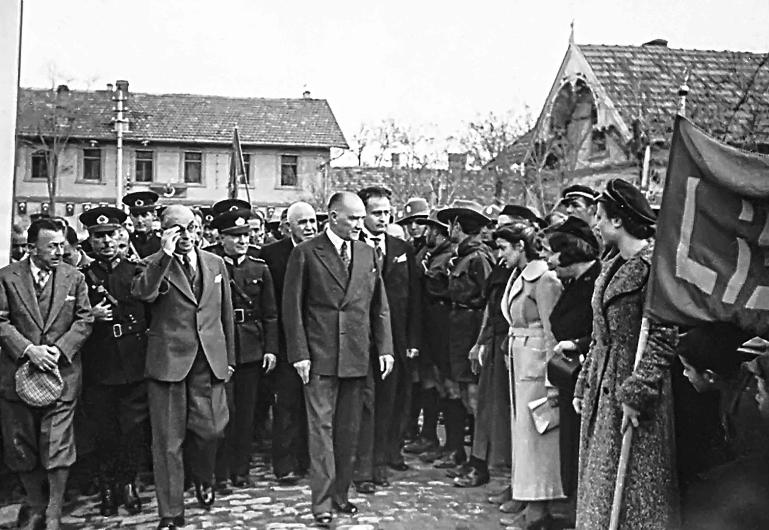 Atatürk'ün bilinmeyen fotoğrafları