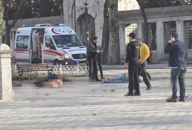 Sultanahmet'teki patlamadan ilk görüntüler